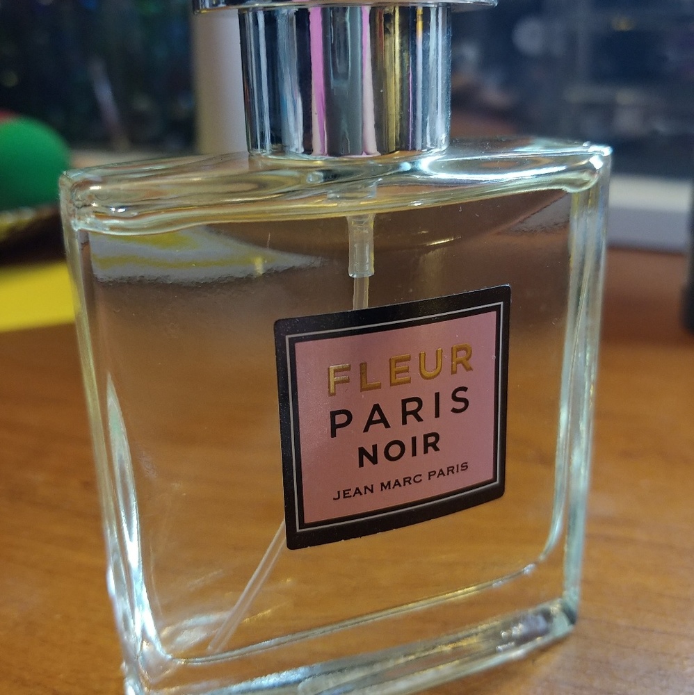 Jean Marc Paris Fleur Paris Noir